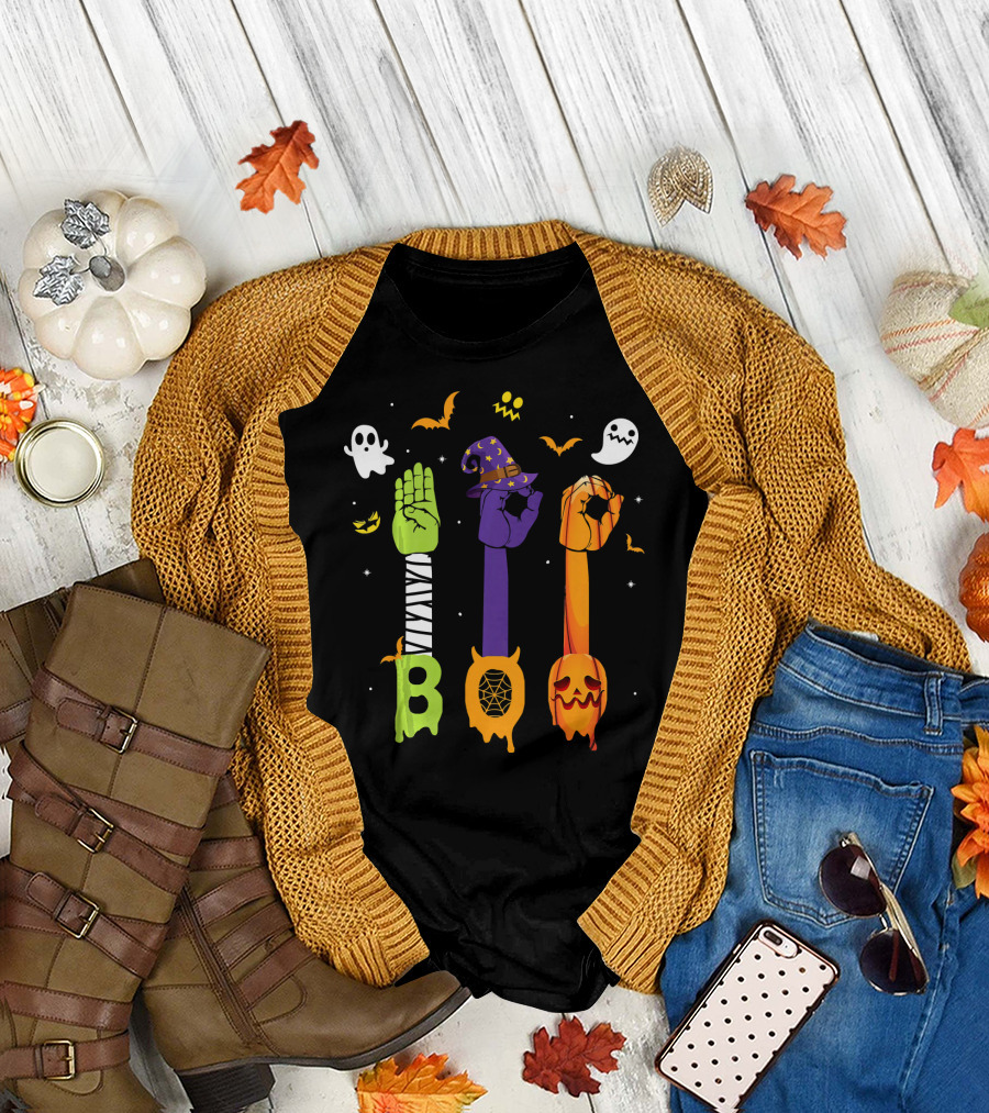 Boo Zombie Hand Sign Witch Hat Pumpkin Ghosts Halloween T-Shirt