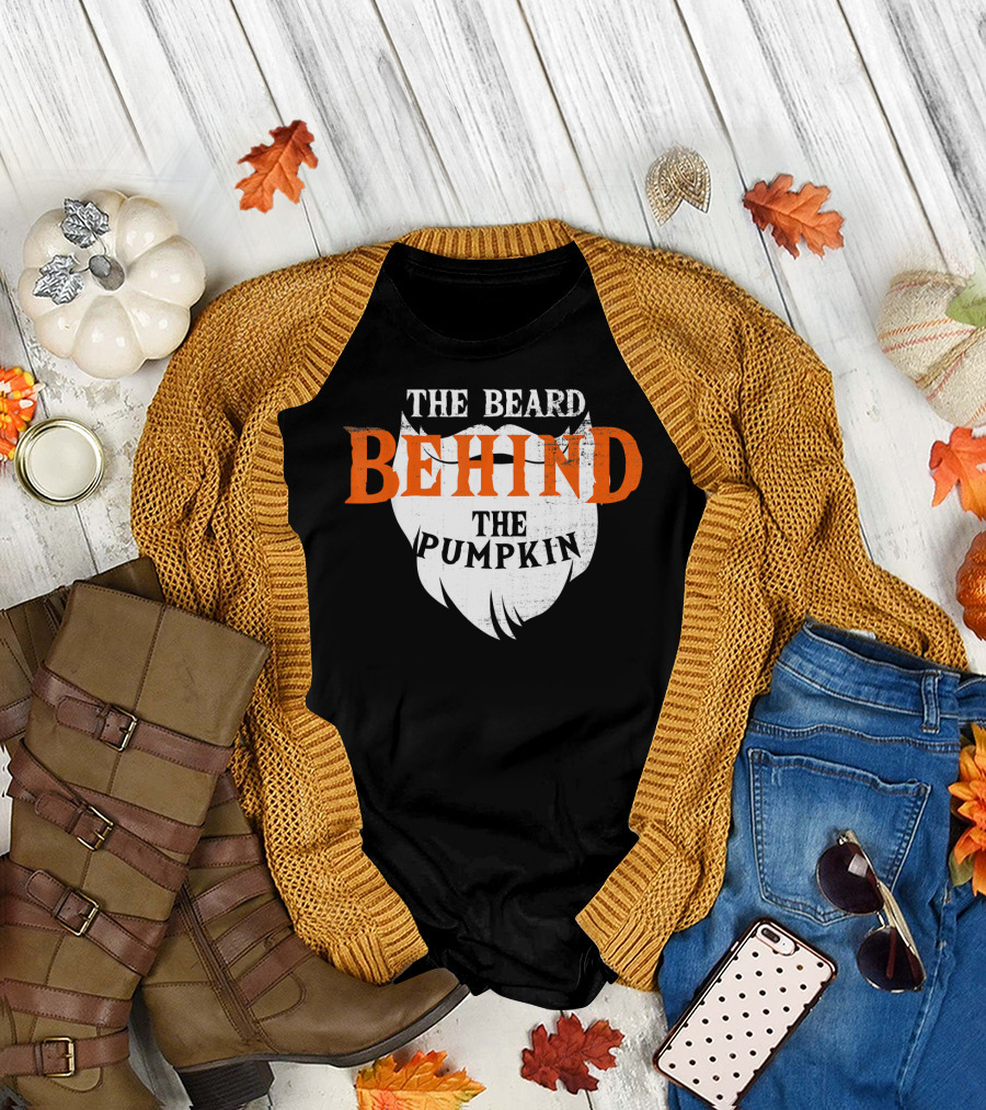 THE BEARD BEHIND THE PUMPKIN T-Shirt