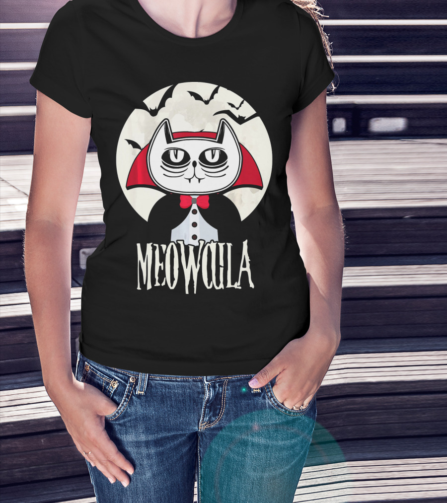 Meowcula Funny Cat Vampire Dracula Cartoon Bats Moon T-Shirt