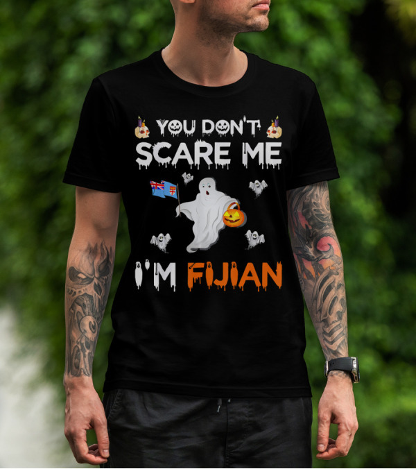 You Don’t Scare Me I’m Fijian Ghost With Fiji Flag And Halloween Pumpkin T-Shirt