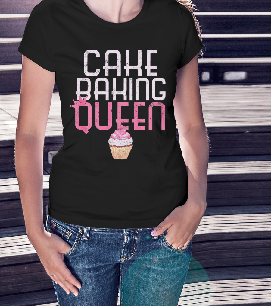 Cake Baking Queen Cupcake T-Shirt