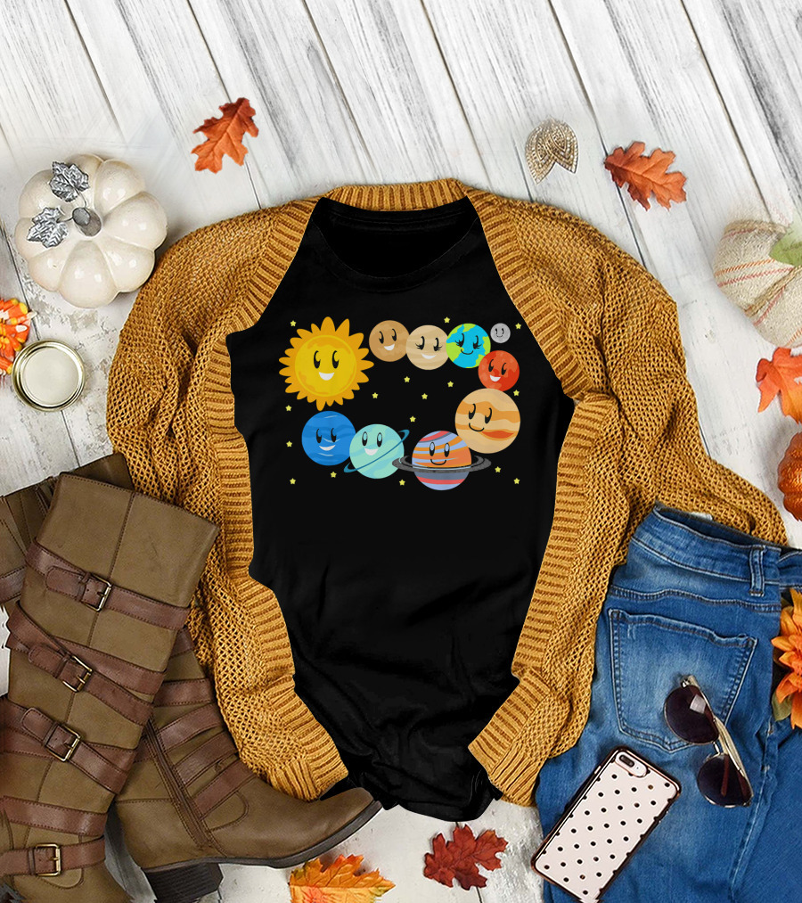 Kids Solar System Science Planets Learning Smiling Sun and Stars T-Shirt