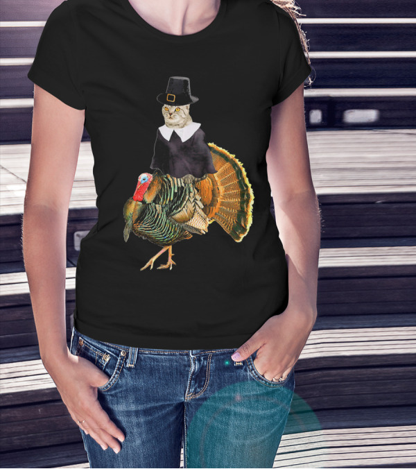 Cat In Pilgrim Outfit On Thanksgiving Turkey T-Shirt