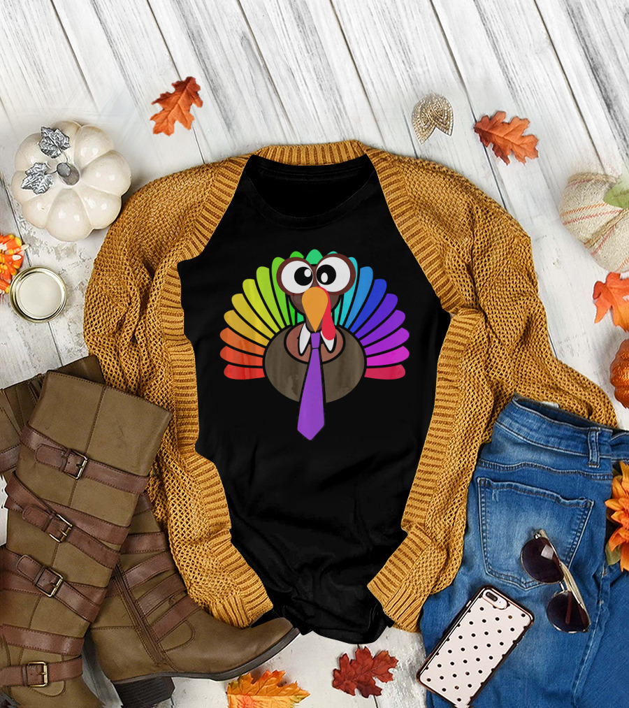 Turkey Face Tie Thanksgiving Colorful Feathers T-Shirt