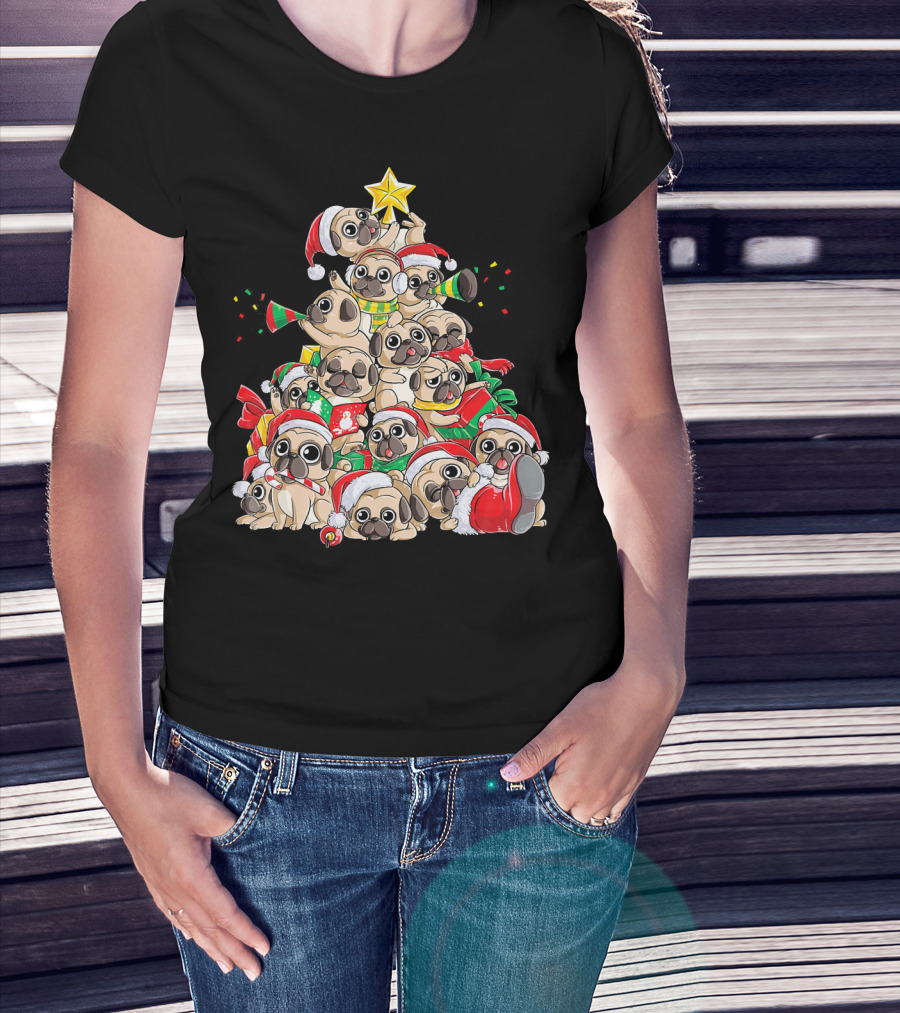 Merry Pugmas Christmas Tree With Pugs In Santa Hats T-Shirt