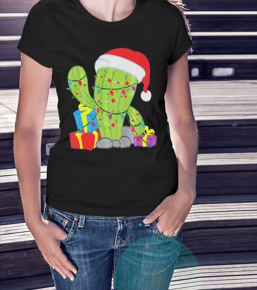 Cactus Tree Santa Hat Christmas Presents Mexican T-Shirt