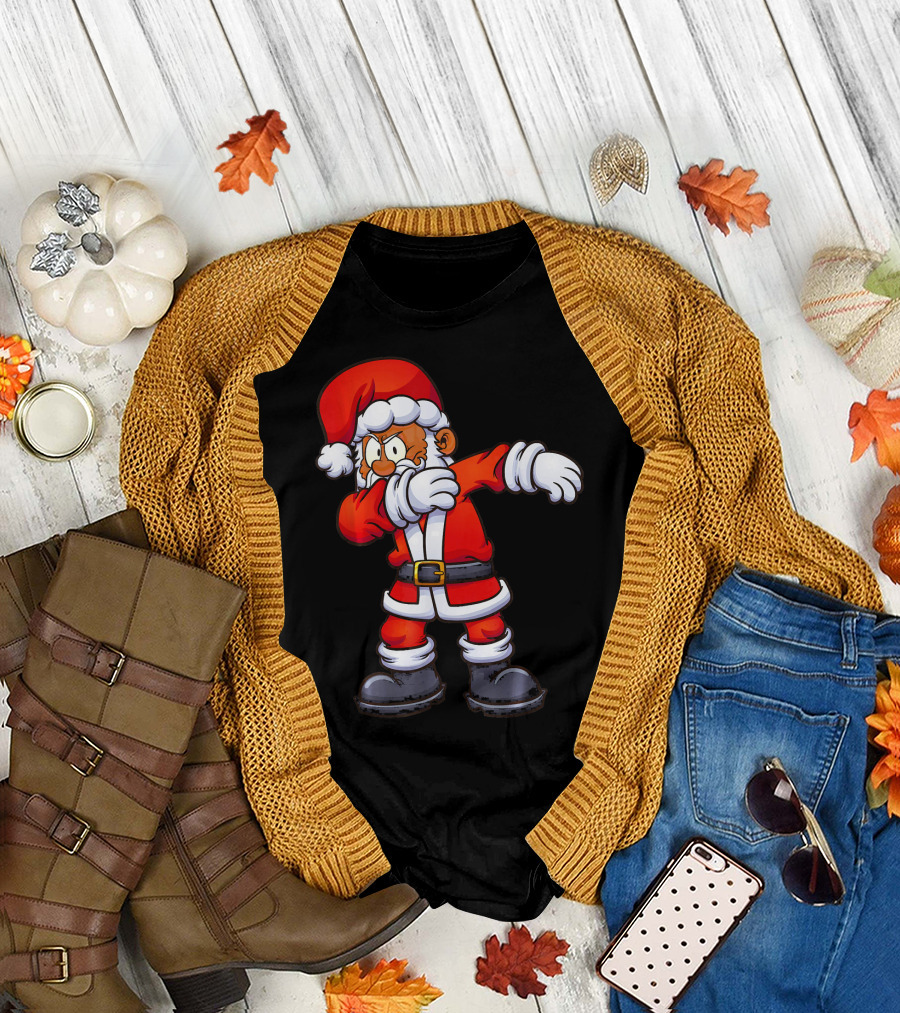 Dabbing Santa Claus in Traditional Red Suit T-Shirt