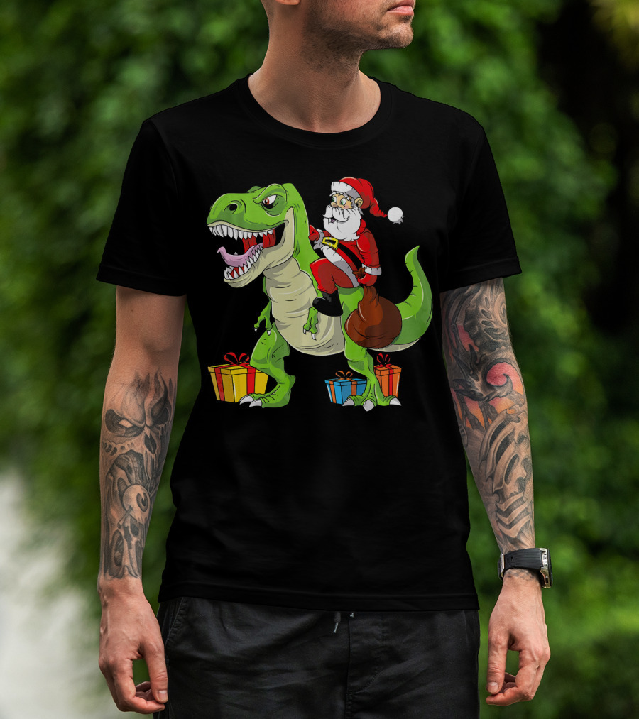 Funny Christmas Kids Santa Riding Dinosaur With Gifts T-Shirt