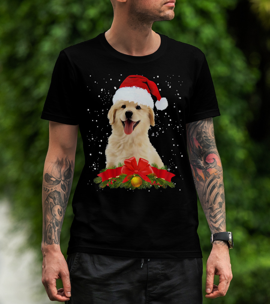 Golden Retriever Santa Hat Christmas Wreath T-Shirt