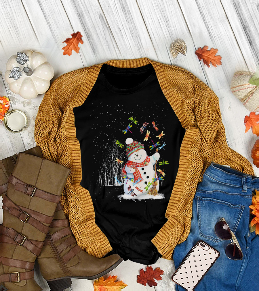 Merry Christmas Dragonfly Snowman in Winter Scene T-Shirt
