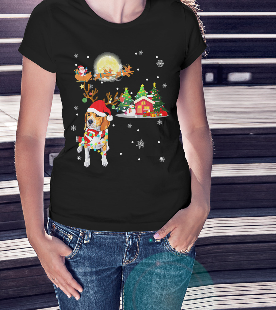 Beagle Christmas Santa Sleigh Trees Snowman Holiday Scene T-Shirt