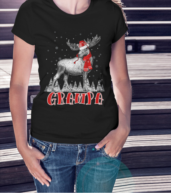 Grampa Moose Santa Hat Family Christmas Matching T-Shirt