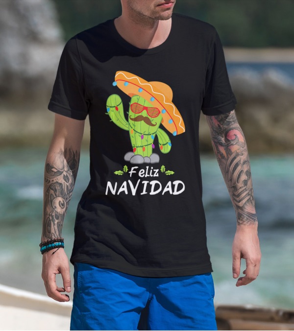 Feliz Navidad Cactus Mexican Tree Christmas Sombrero Lights T-Shirt