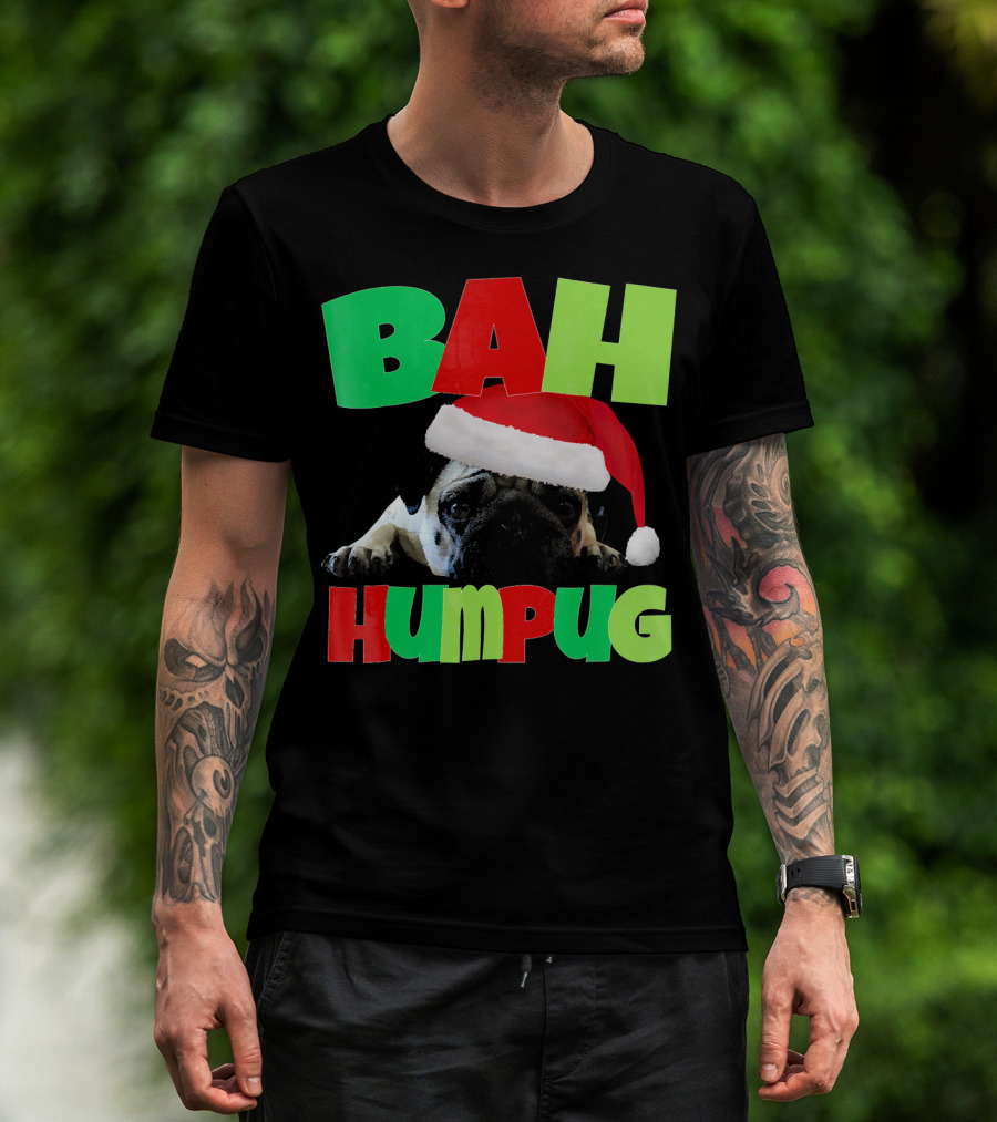 Bah Humpug Santa Hat Funny Grumpy Pug T-Shirt