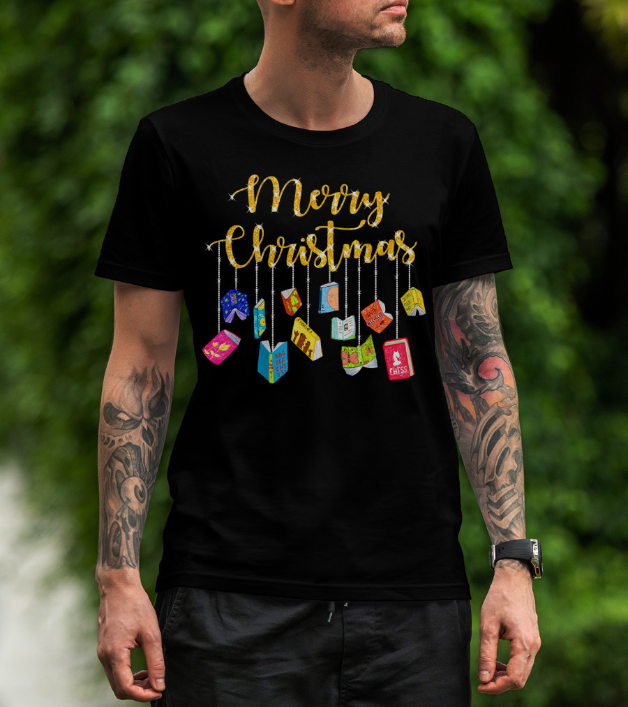 Merry Christmas Happy Reading Books Ornaments T-Shirt