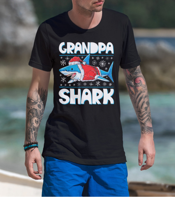Grandpa Shark In Santa Hat With Snowflakes T-Shirt