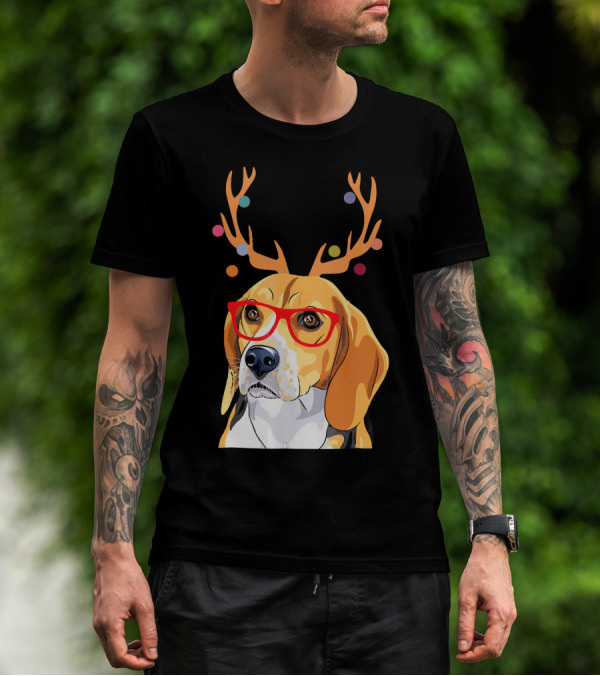 Beagle With Christmas Antlers And Red Glasses T-Shirt