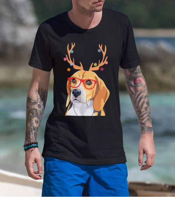 Beagle With Christmas Antlers And Red Glasses T-Shirt