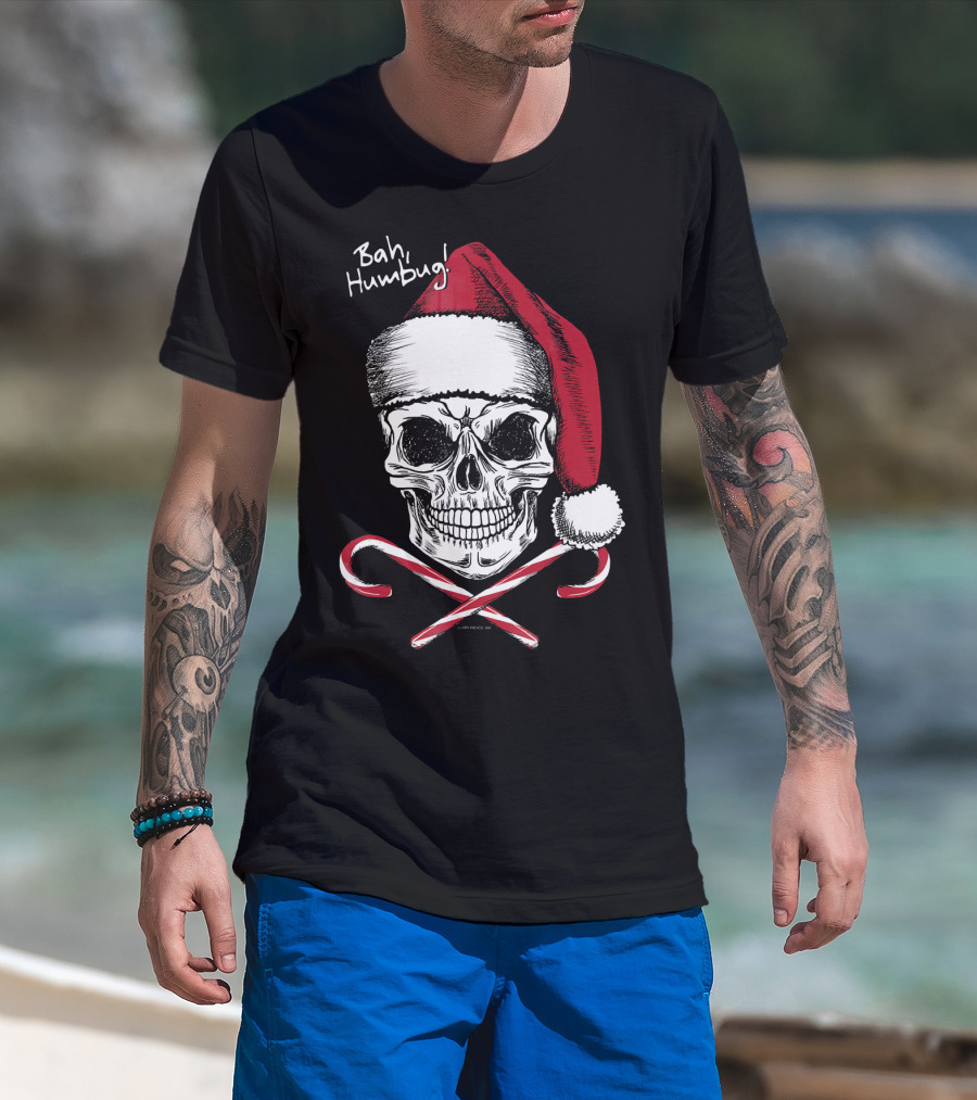 Bah Humbug Skull With Santa Hat And Candy Canes Christmas Funny Santa T-Shirt