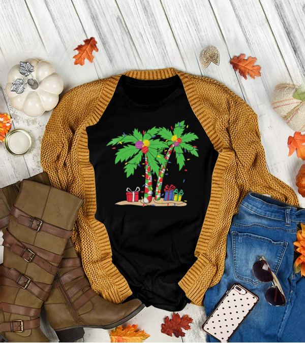 Decorated Christmas Palm Tree With Holiday Lights And Gifts T-Shirt
