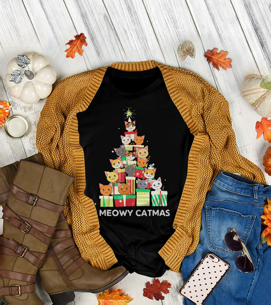 Meowy Catmas Funny Cat Christmas Tree Box T-Shirt