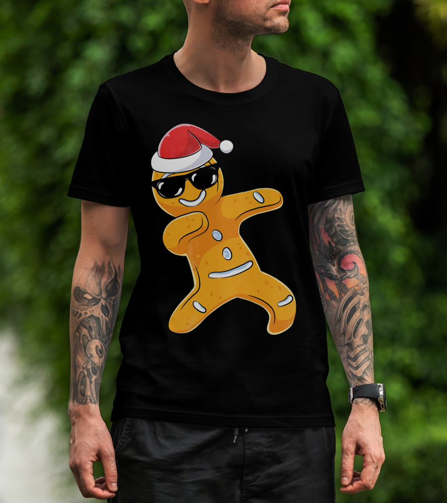 Christmas Dabbing Gingerbread Santa With Sunglasses T-Shirt