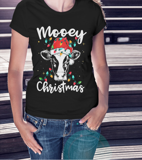 Mooey Christmas Cow With Santa Hat And Christmas Lights T-Shirt