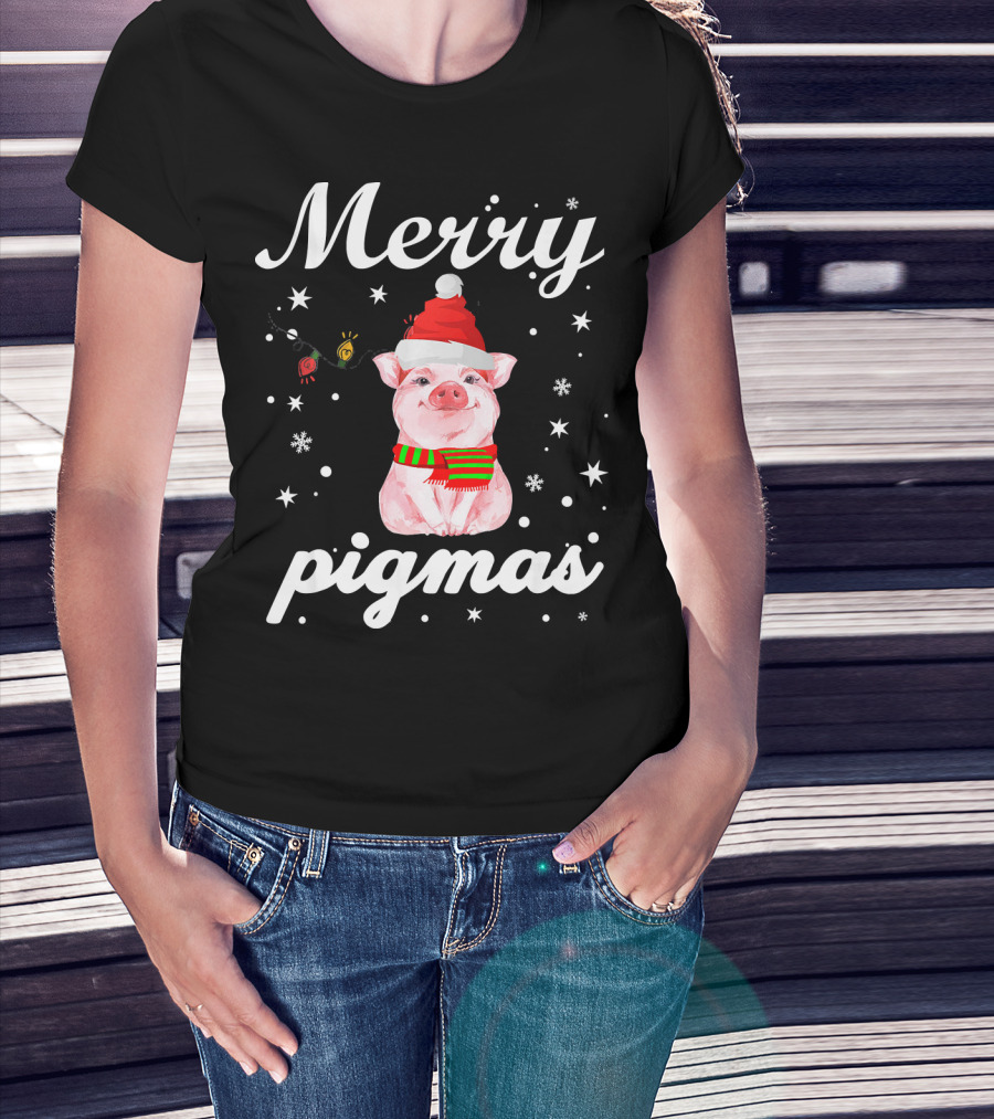 Merry Pigmas Santa Pig With Christmas Lights And Snowflakes T-Shirt