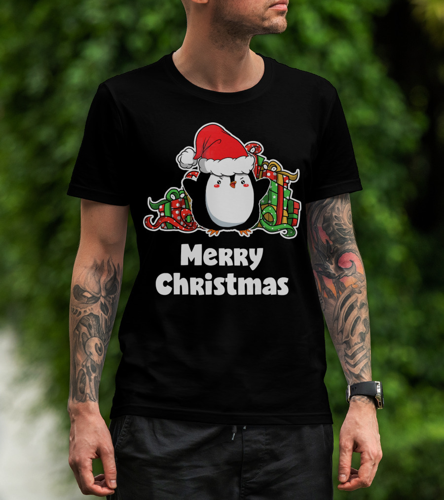 Merry Christmas Penguin Santa Hat Gift Wrapping T-Shirt
