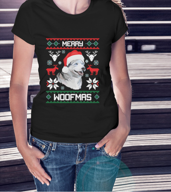 Merry Woofmas Siberian Husky Dog In Santa Hat With Reindeer And Snowflakes T-Shirt