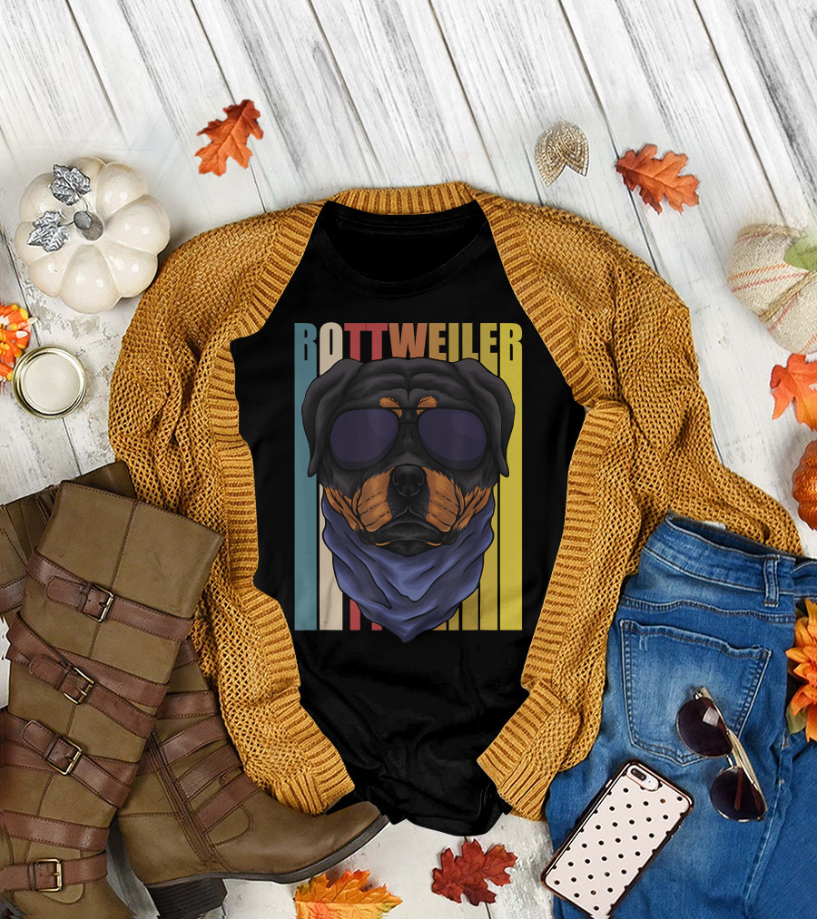 Retro Vintage Rottweiler Dog Eyeglasses Bandana T-Shirt