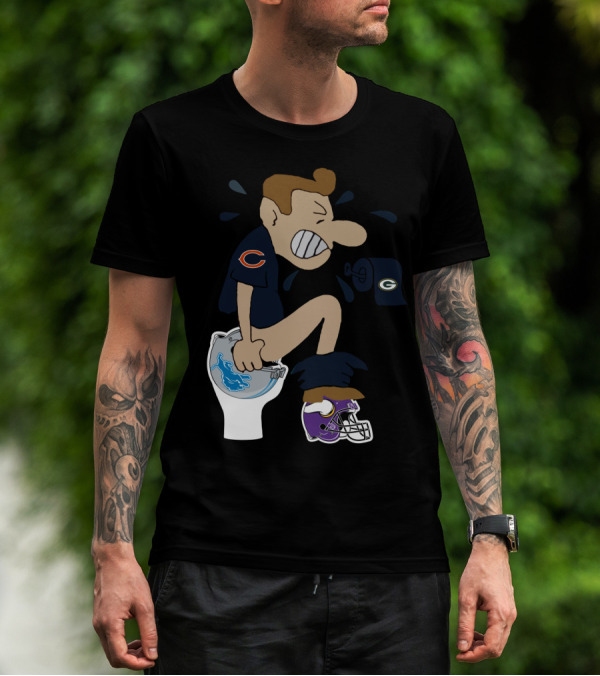Chicago Bears Fan Humor Rival Teams Toilet Cartoon T-Shirt