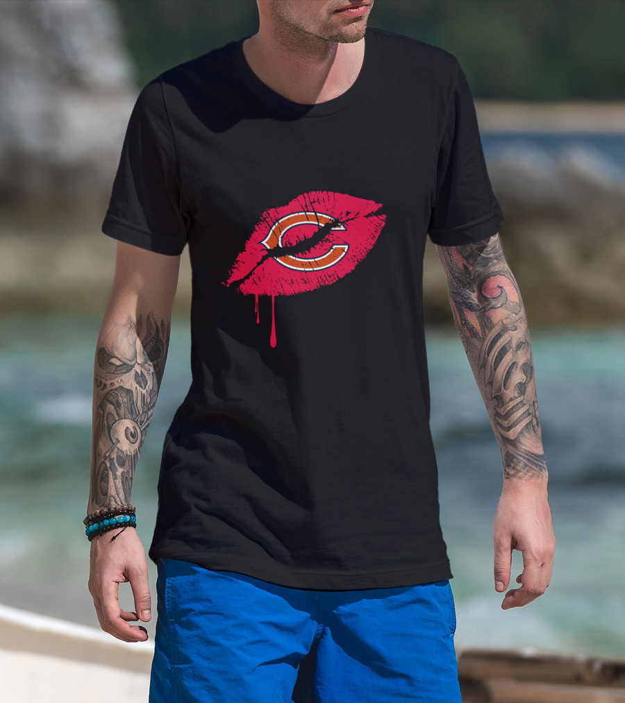 Chicago Bears Logo Within Red Lip Print T-Shirt