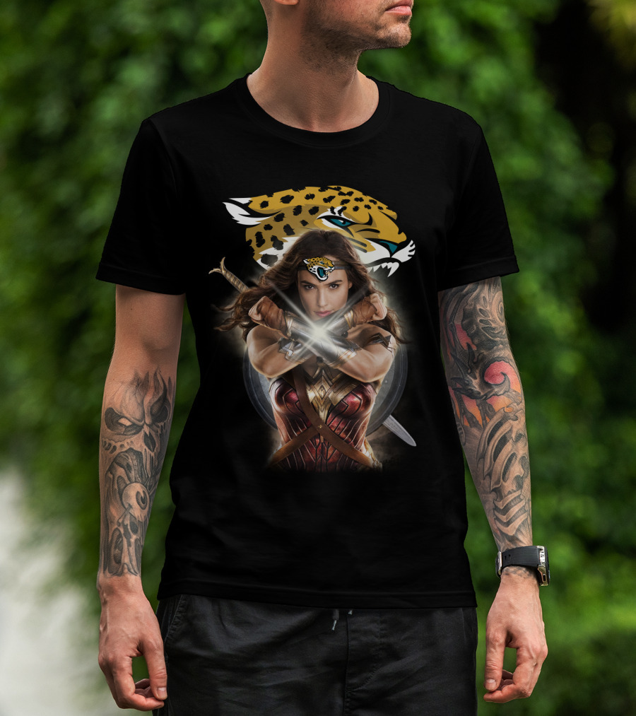 Jacksonville Jaguars Wonder Woman Crossed Gauntlets Jaguar T-Shirt