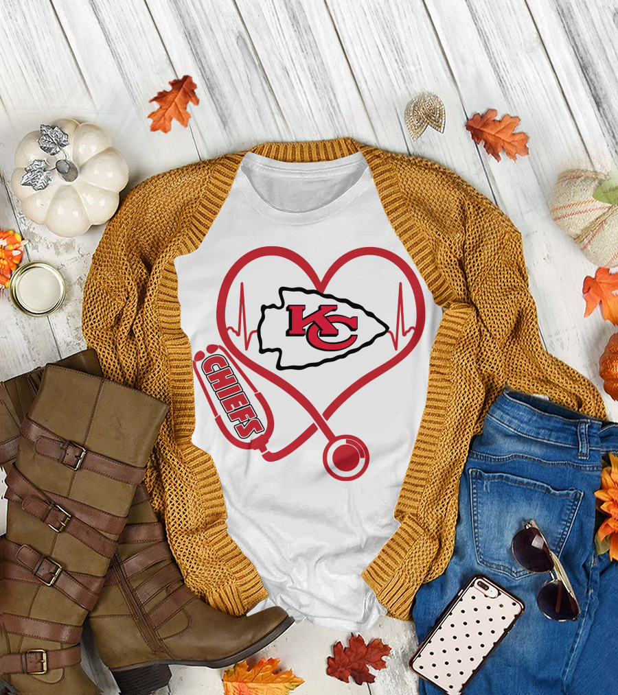 Kansas City Chiefs Stethoscope Heartbeat Nurse Chiefs T-Shirt