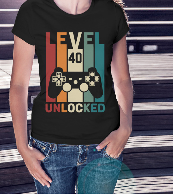 LEVEL 40 UNLOCKED Video Game Controller Retro Stripes T-Shirt