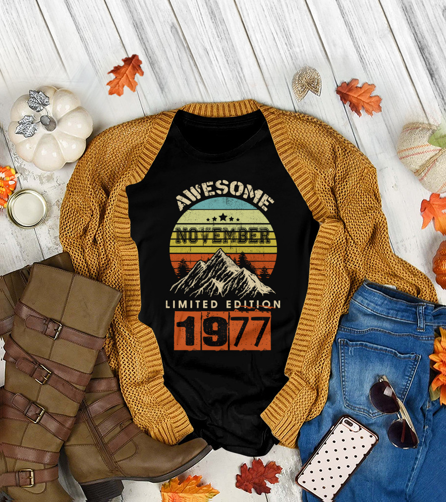 Awesome November 1977 Vintage T-Shirt