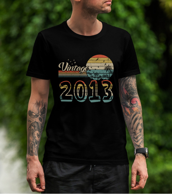 Vintage 2013 Retro Sunset T-Shirt